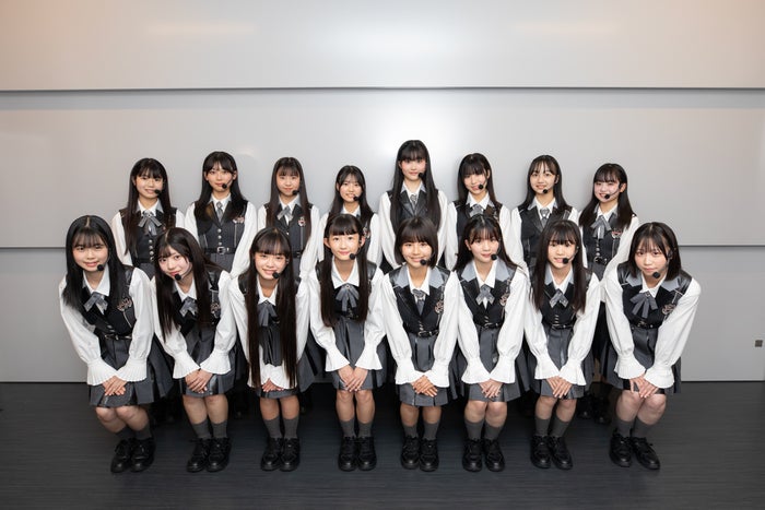 HKT48、“平均年齢14.4歳”7期生16人お披露目 松岡はなの卒コン開催日も決定【HKT48 春のコンサート2024】