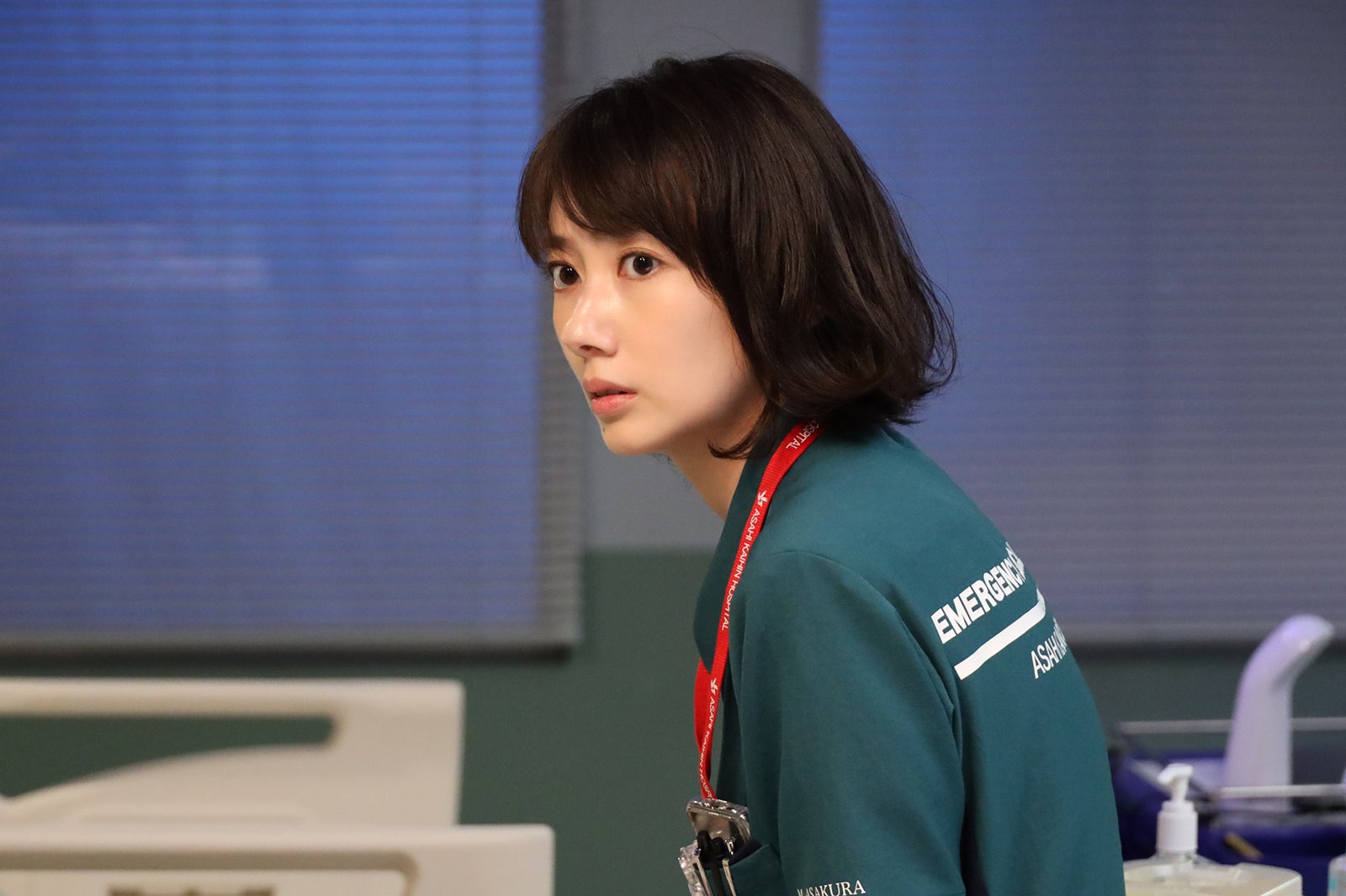 波瑠「ナイト・ドクター」第3話より（C）フジテレビ