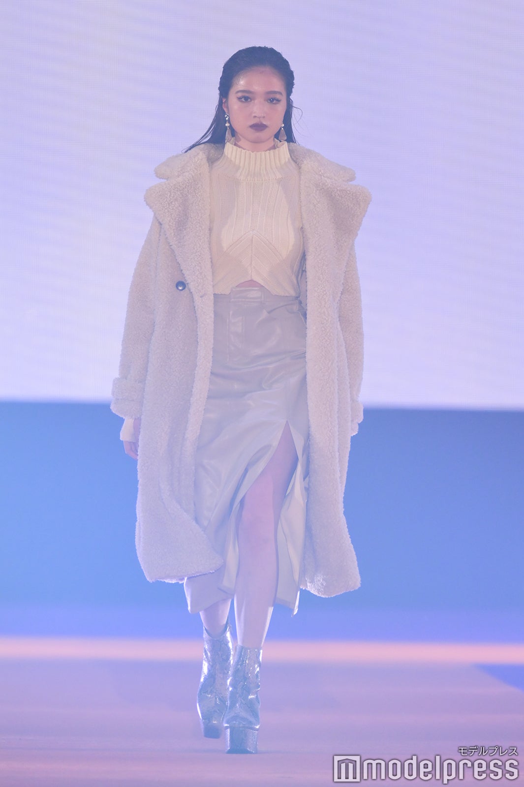 （C）モデルプレス