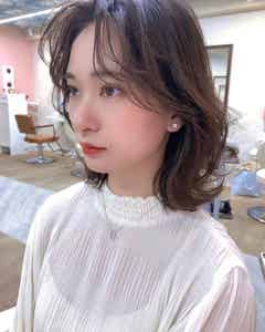 22年最新ミディアムウルフヘアのポイント 幅広い年齢層に似合う モデルプレス 22年最新ミディアムウルフヘアのポイント 幅広い年齢層に似合う モデルプレス