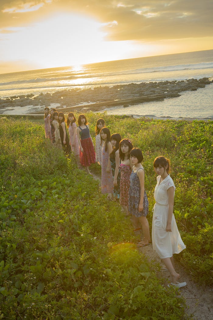 等身大の乃木坂46を満喫!『乃木坂46 2nd写真集(仮)』より/画像提供:主婦と生活社