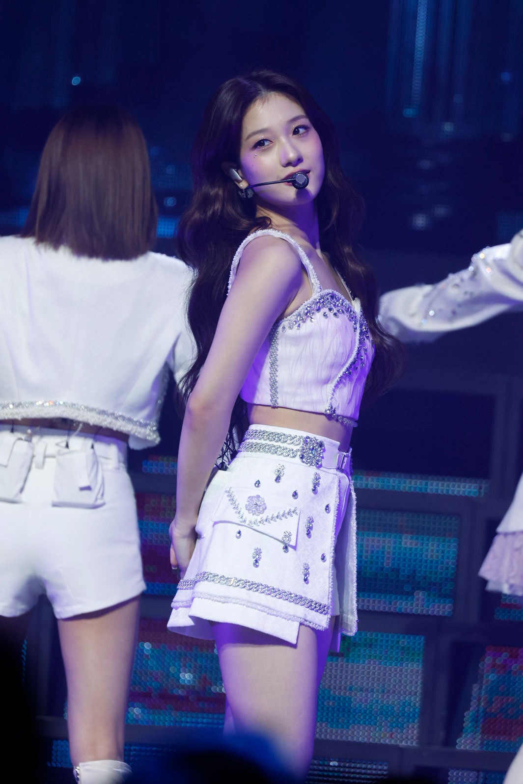 SEOYEON（P）&（C）PLEDIS Entertainment