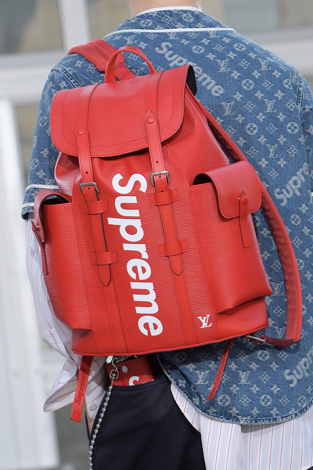 ルイヴィトン    シュプリーム   supreme コラボ  限定　バッグ