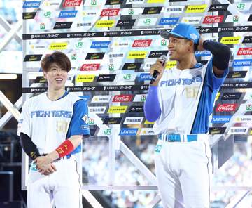 決勝打の日本ハム・万波「当たり前に“恋も野球も”なんで」 お立ち台でファンにボード文言変更の珍要求 球宴で失恋告白も「みんなで暑い夏にしましょう！」