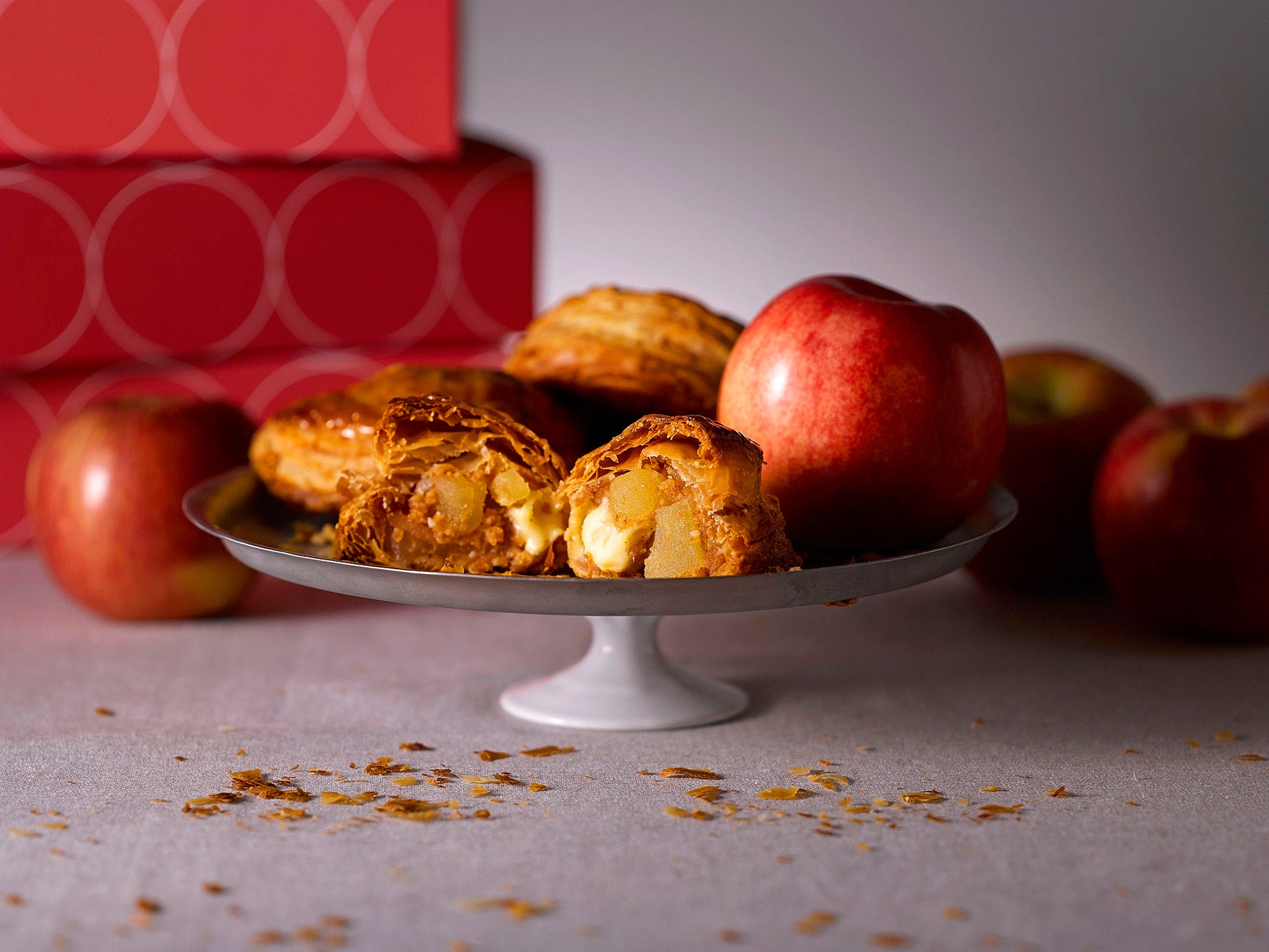 北海道発焼きたてアップルパイ、初の専門店が池袋にオープン／画像提供：株式会社BAKE