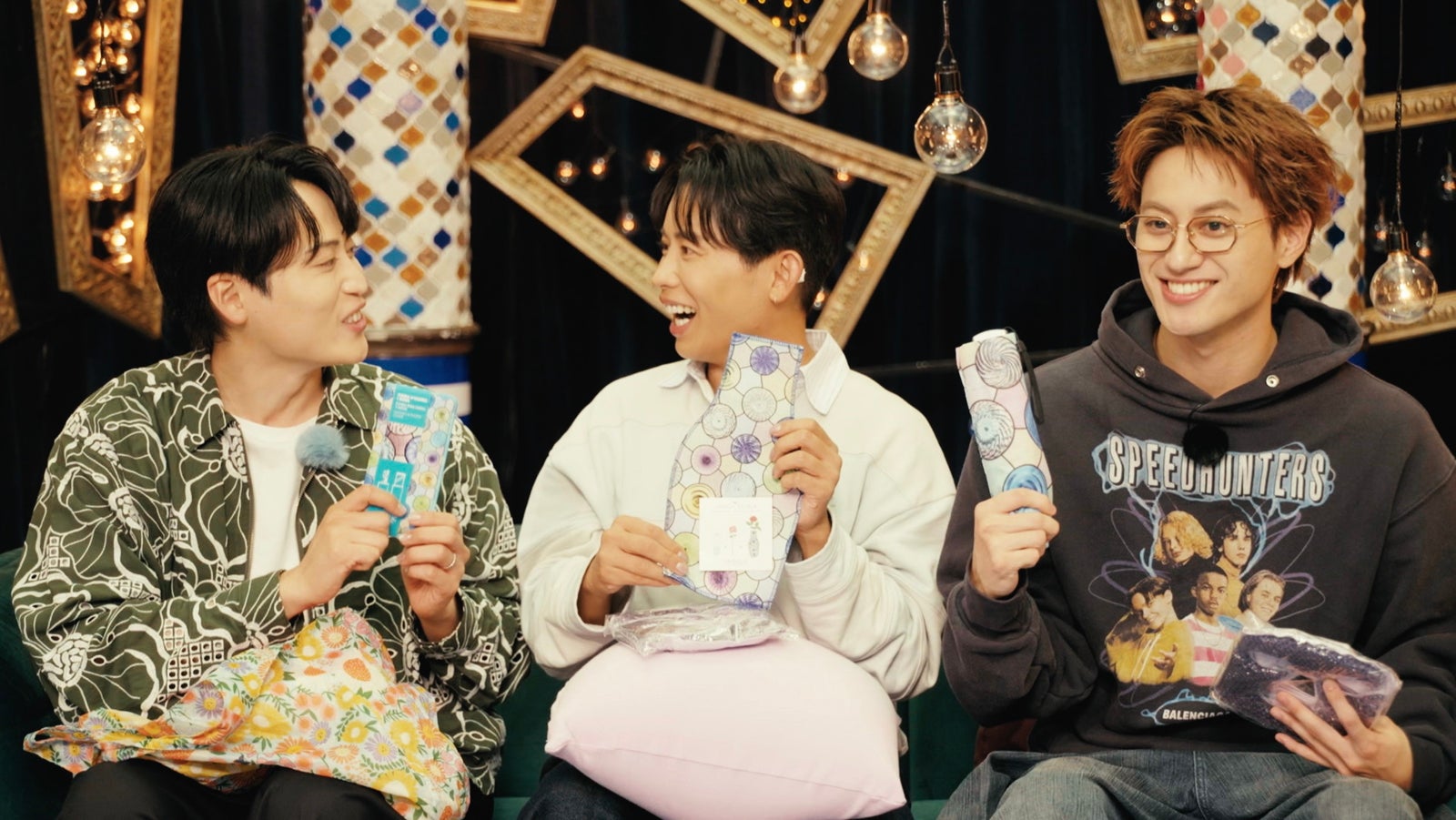 池田直人、小田切ヒロ、小島健「エイジレスボーイズ」（C）AbemaTV, Inc.