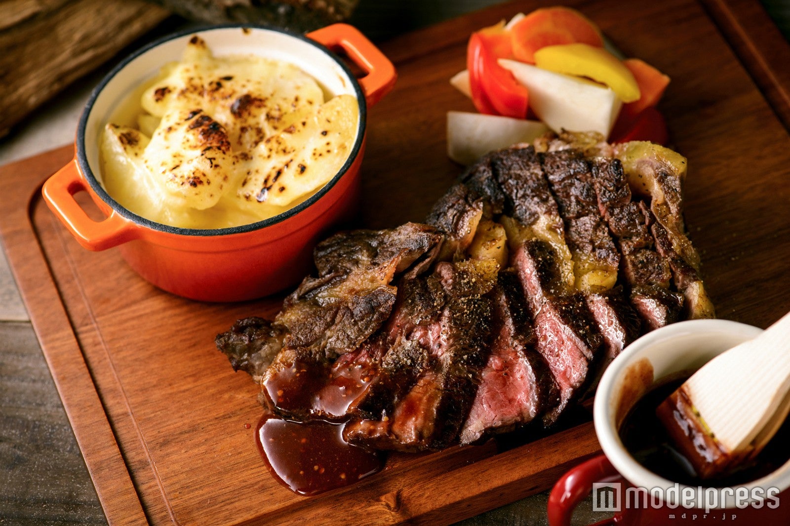 リブロースの薪焼き／画像提供：CALME