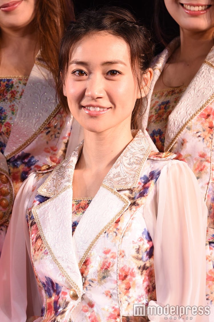 大島優子 同期全員卒業に涙 すごく特殊な2期生 の結束を明かす モデルプレス 大島優子 同期全員卒業に涙 すごく特殊な2期生 の結束を明かす モデルプレス
