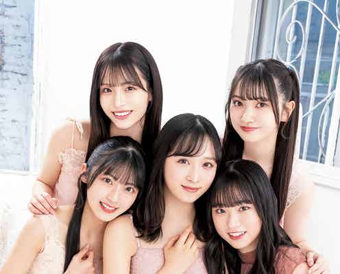 AKB48小栗有以・山内瑞葵・佐藤綺星ら、肌見せスタイルで魅了 大人っぽい濡れ髪グラビアも<独占カットあり>