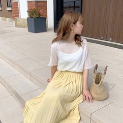 【GU・ユニクロ】プチプラに見えない…涼しげ「オフィスコーデ」4選