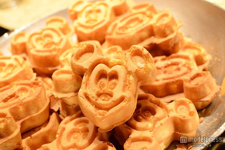 ミッキー型のワッフル／レストラン「グーフィーズ・キッチン」