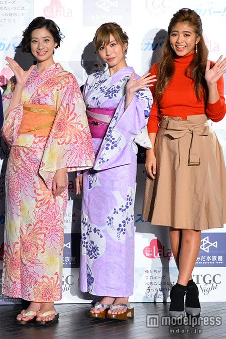 （左から）足立梨花、大島麻衣、今井華