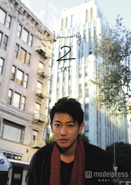 2016年版佐藤健カレンダー「佐藤めくる“ROAD TRIP”」より