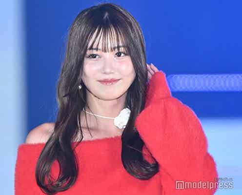 三原羽衣、美デコルテ際立つ キュートな笑顔でランウェイ【GirlsAward 2024AW】