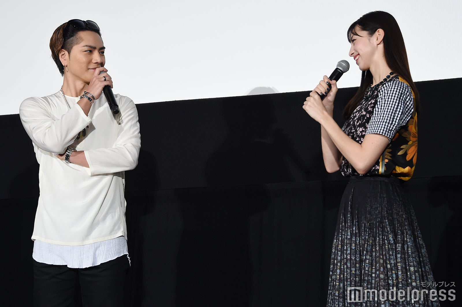 登坂広臣、中条あやみ （C）モデルプレス