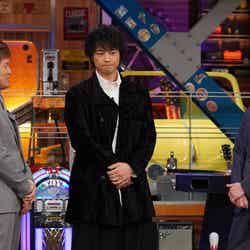 （左から）ヒロミ、斎藤工、後藤輝基 （C）日本テレビ