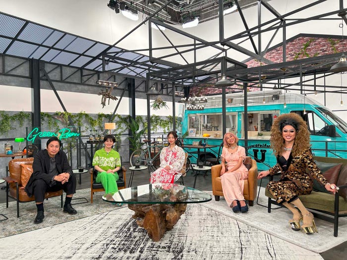 (左から)徳井義実、ホラン千秋、MEGUMI、青山テルマ、ドリアン・ロロブリジーダ/Netflixリアリティシリーズ「ボーイフレンド」 世界独占配信中