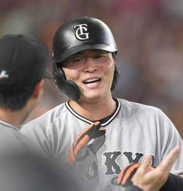 巨人・岡田 1軍昇格即V打「最高でーす」2カード連続勝ち越し、首位キープで阪神戦へ