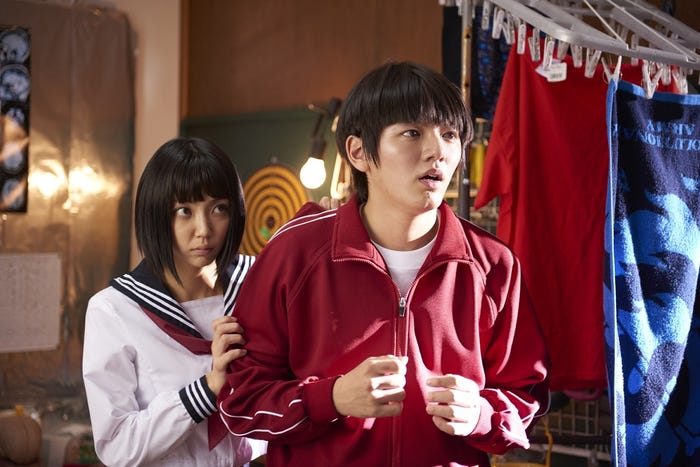 山谷花純、濱田龍臣/「モブサイコ100」第4話より(C)ONE・小学館/ドラマ「モブサイコ100」製作委員会
