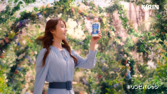 深田恭子CMカット(提供写真)