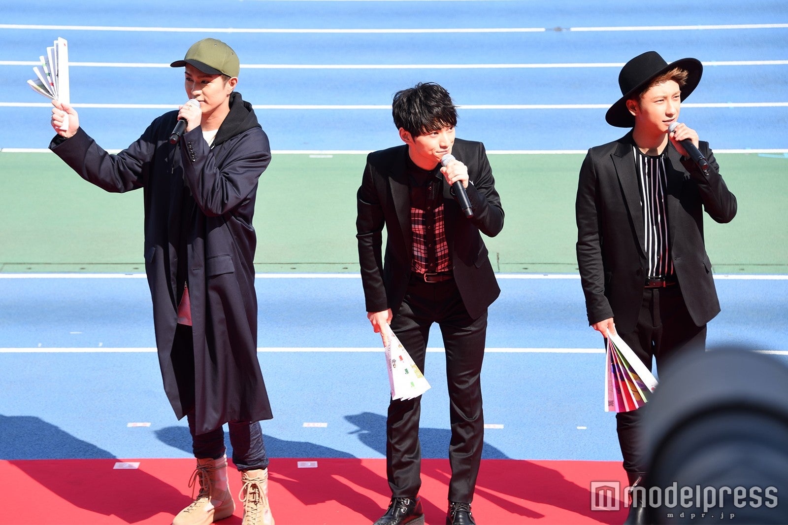 浦田直也、日高光啓、與真司郎 （C）モデルプレス