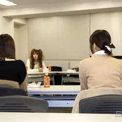 ネット通販を利用するユーザーを集めた座談会の様子