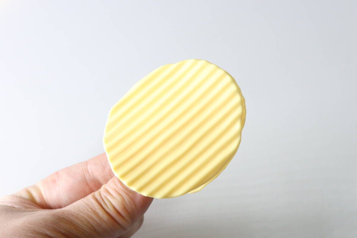 ダイソーのポテトチップスクリップは本物のポテチみたいなビジュアル