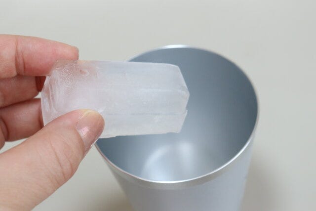 スリム製氷皿（長氷）　大きめ