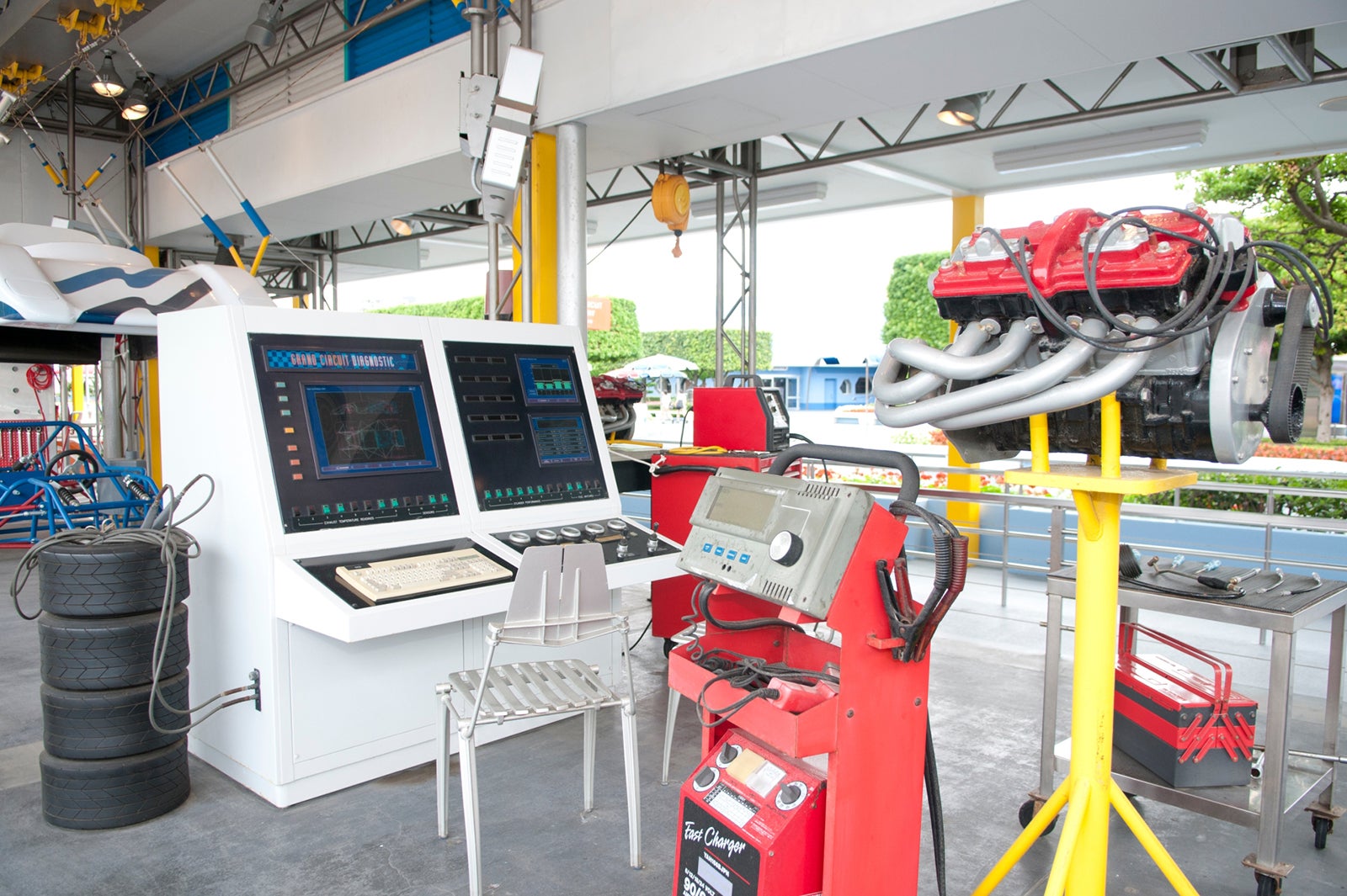 グランドサーキット・レースウェイ （C）Disney