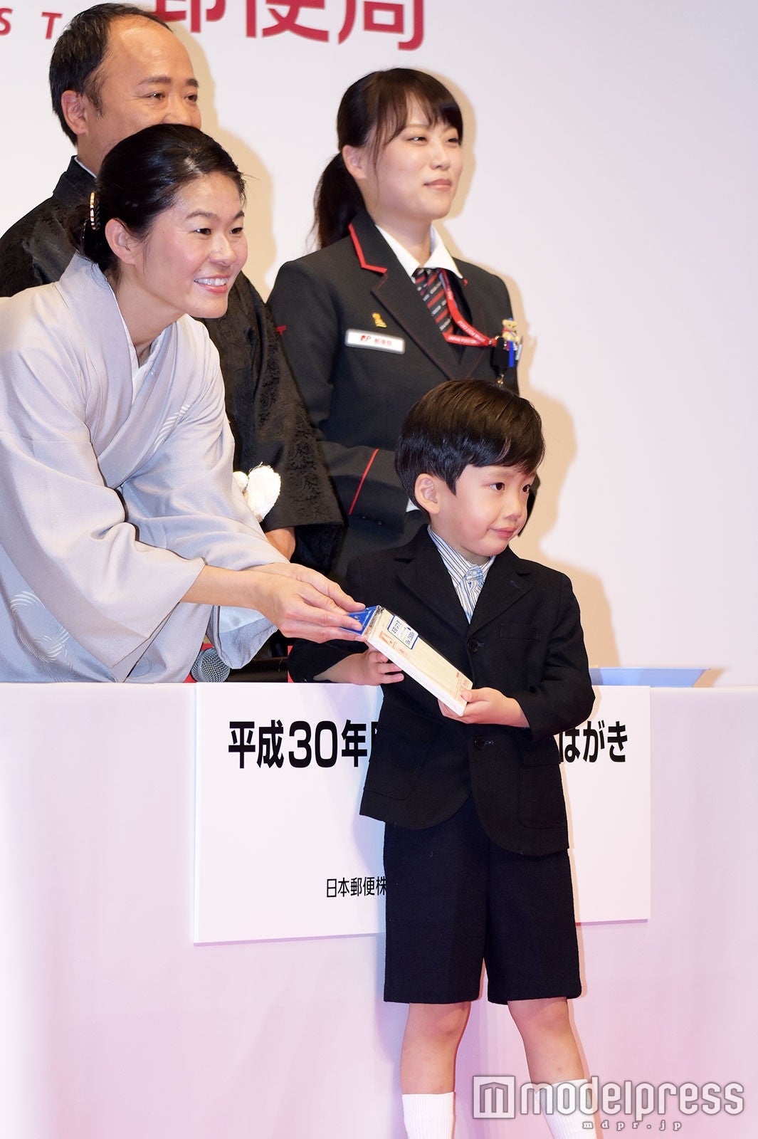 セレモニーの様子 （C）モデルプレス