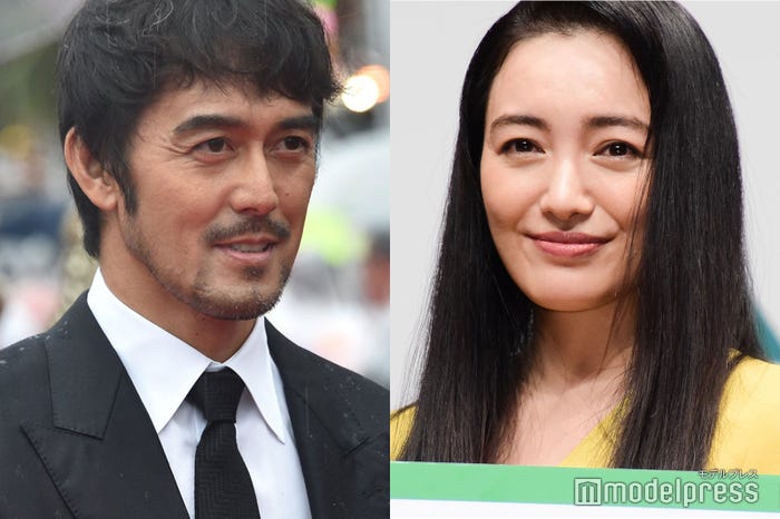 阿部寛、仲間由紀恵(C)モデルプレス