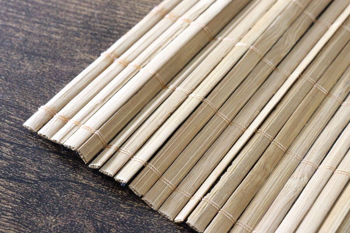 ダイソーの竹製のランチョンマット