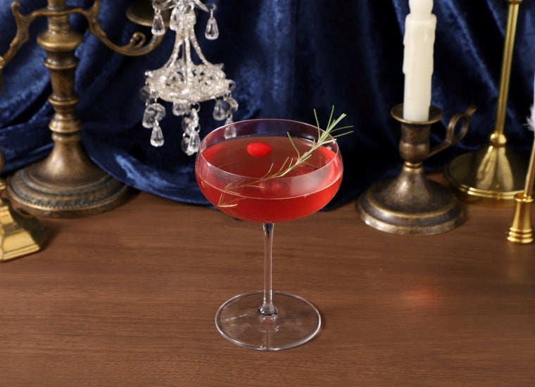 ピーチソーダ 〜チェリーを添えて〜税込1,090円（C）青山剛昌／小学館・読売テレビ・TMS 1996