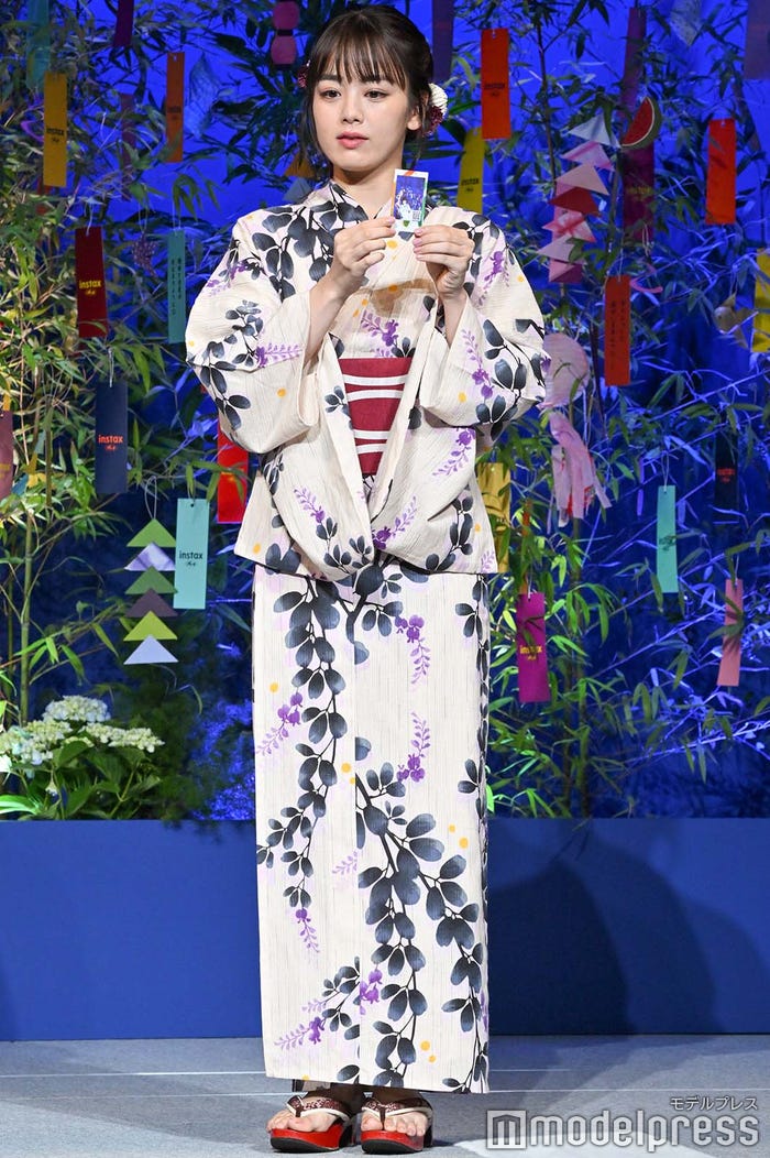 浴衣姿の伊原六花 (C)モデルプレス