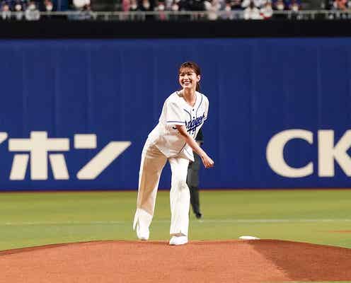 生見愛瑠、地元・中日ドラゴンズに熱烈エール 本拠地開幕戦始球式に登場