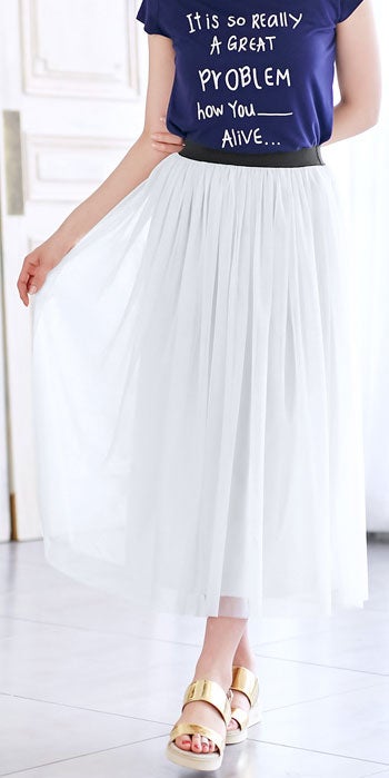 ロング丈チュールスカート「Pierrot」1,890円（税込）／画像提供：Pierrot
