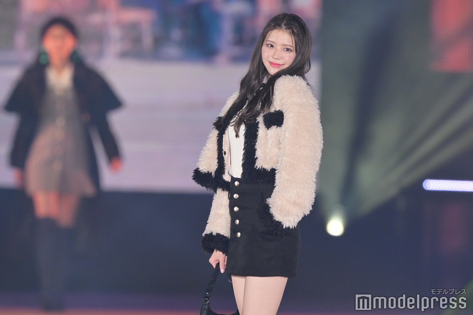 （C）モデルプレス