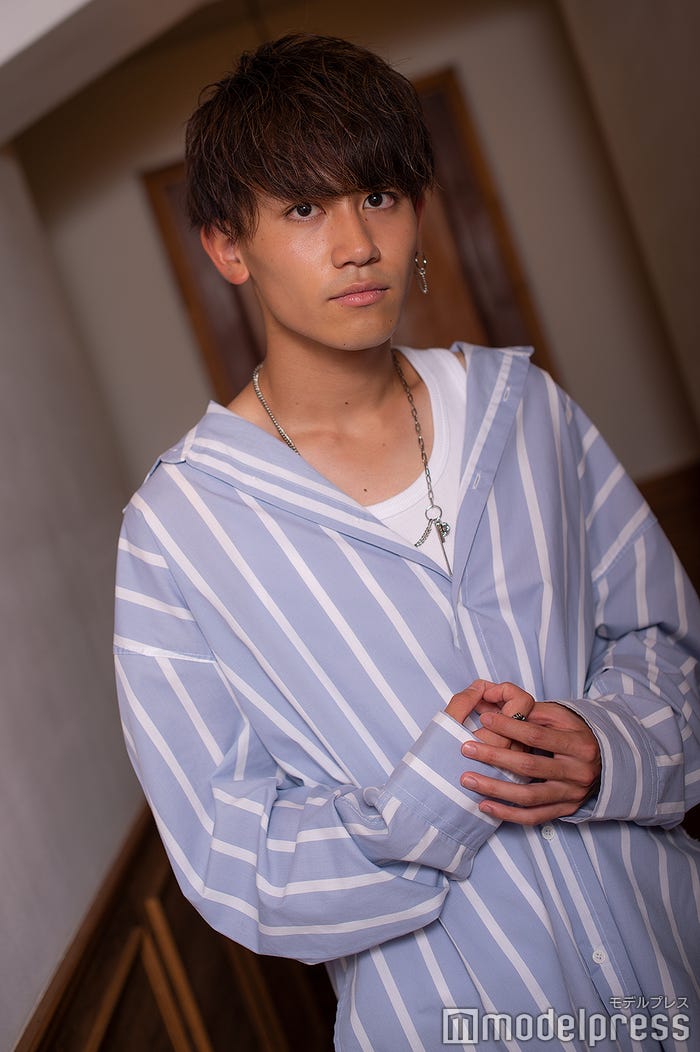 小嶋映毅さん(C)モデルプレス