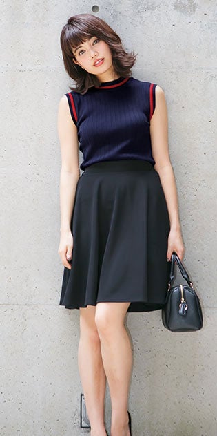 クルーネック×ノースリーブシンプルサマーニットトップス「神戸レタス」1990円（税込）／画像提供：神戸レタス