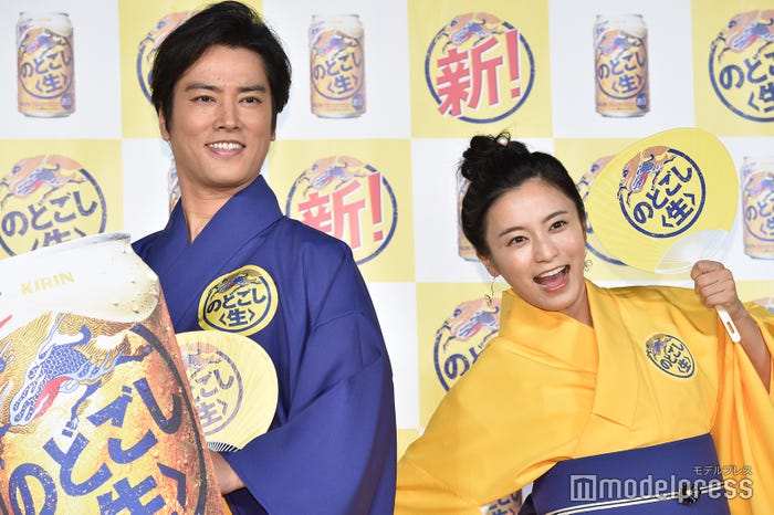 桐谷健太、小島瑠璃子(C)モデルプレス