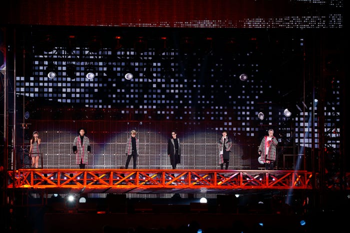 AAA「AAA DOME TOUR 2018 COLOR A LIFE」大阪公演(C)川田洋司 (mosa inc.), 小境勝己, 佐藤薫