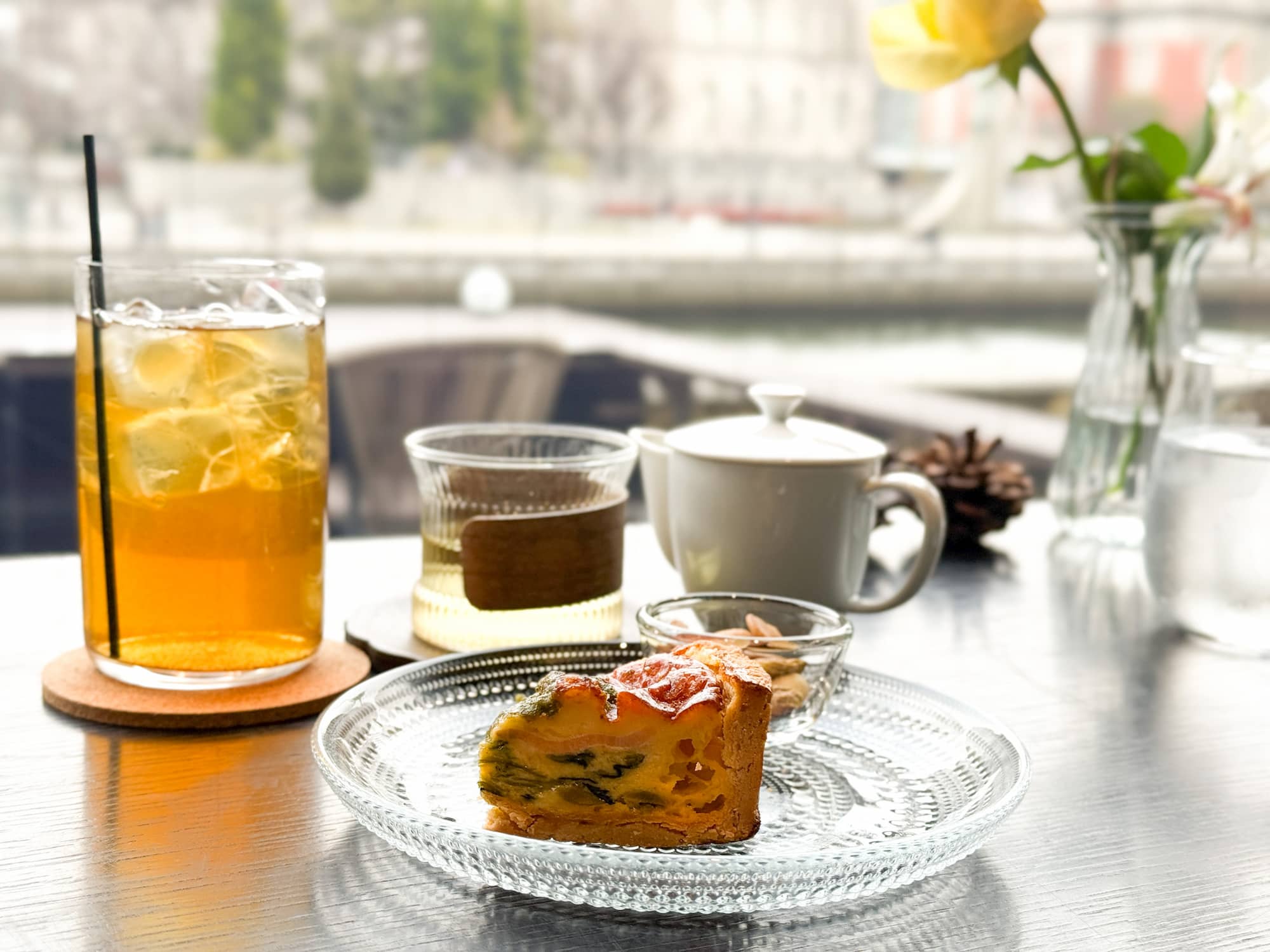 【淀屋橋】中央公会堂を望む特等席！世界のお茶が楽しめる「world tea labo」【ときめきカフェ巡り #35】