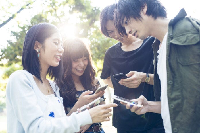 縁は縁を呼ぶ!? 友達と連絡を取り合って縁を呼び込む