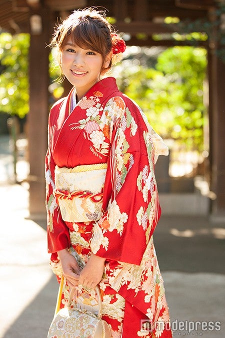 久松郁実（画像提供：所属事務所）