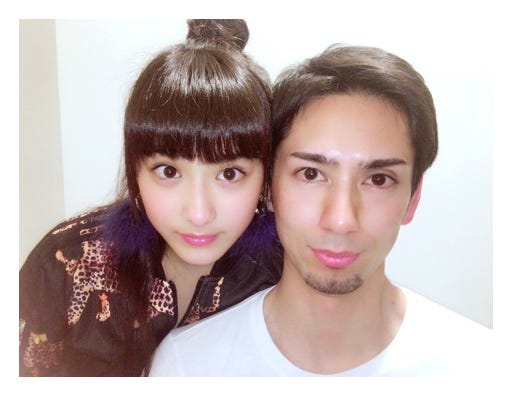 平祐奈と長兄の2ショット/平愛梨オフィシャルブログ(Ameba)より