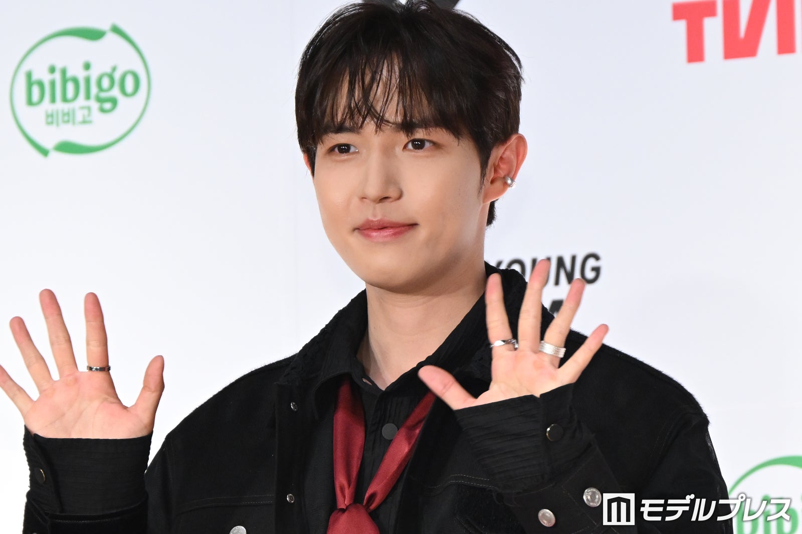 元Wanna Oneキム・ジェファン、兵役終え久々の「KCON」登場 日本語で思い伝える「ファンの皆さんに感謝」【KCON JAPAN 2026／レッドカーペット】