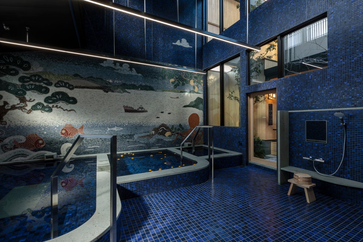 Photo Tomohiro Sakashita