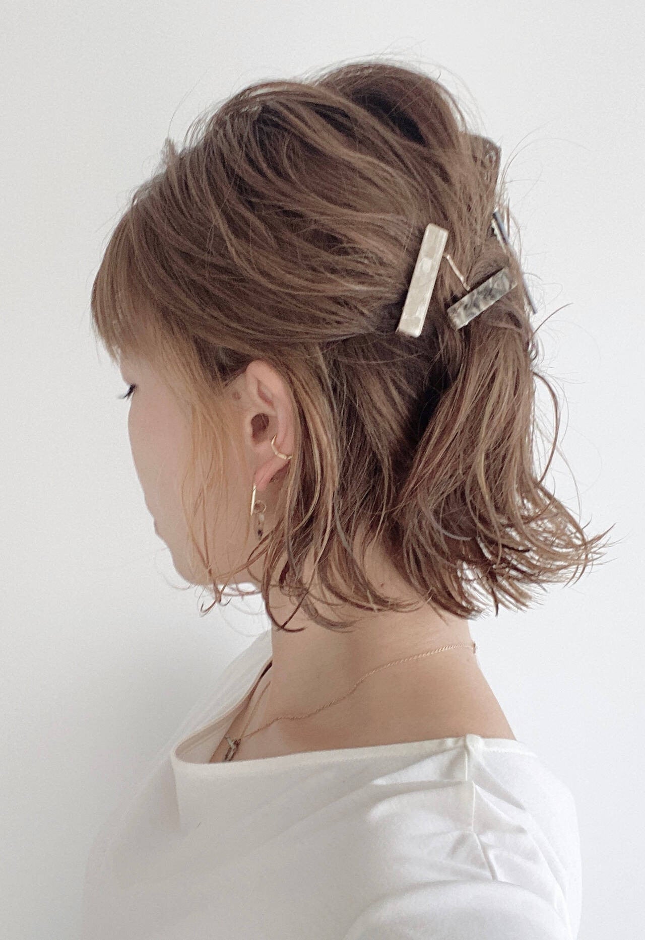 ママ Ol向け 忙しい女性の味方 簡単可愛い ヘアアレンジ 3選 モデルプレス ママ Ol向け 忙しい女性の味方 簡単可愛い ヘアアレンジ 3選 モデルプレス