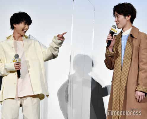 Snow Man佐久間大介、一晩でピンク髪から黒髪に 突然イメチェンに渡辺翔太驚く<おそ松さん>