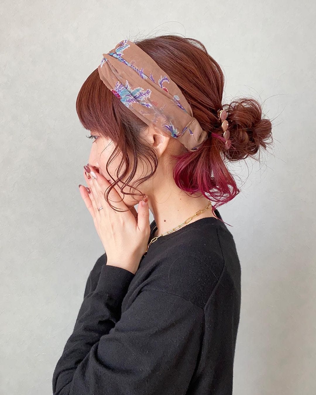 ターバンで作る大人のヘアアレンジ14選 40代女性こそおしゃれにキマる付け方 モデルプレス